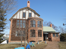 江別市ガラス工芸館（外観）