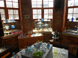 ガラス工芸品（展示品）